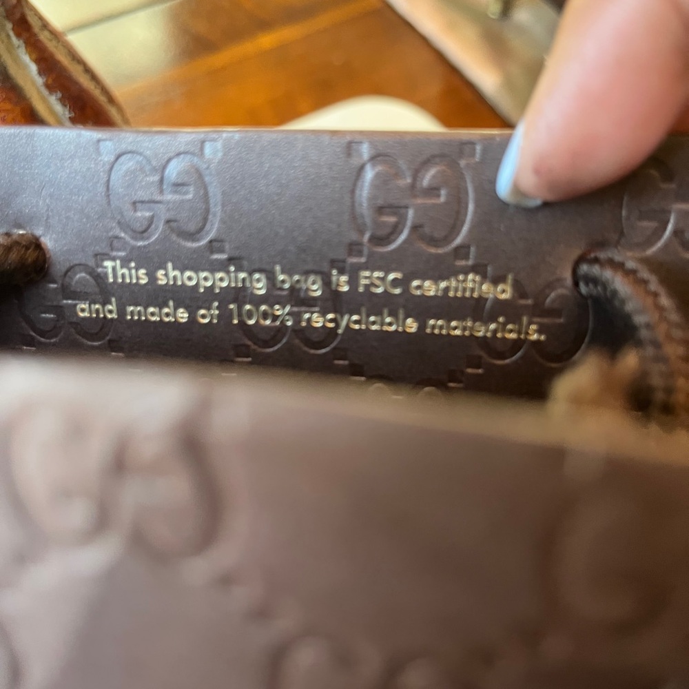 Gucci Authentic Gold Embossed Beautiful Brown Gift/Shopping Bag (New Condition) - Picture 6 of 7